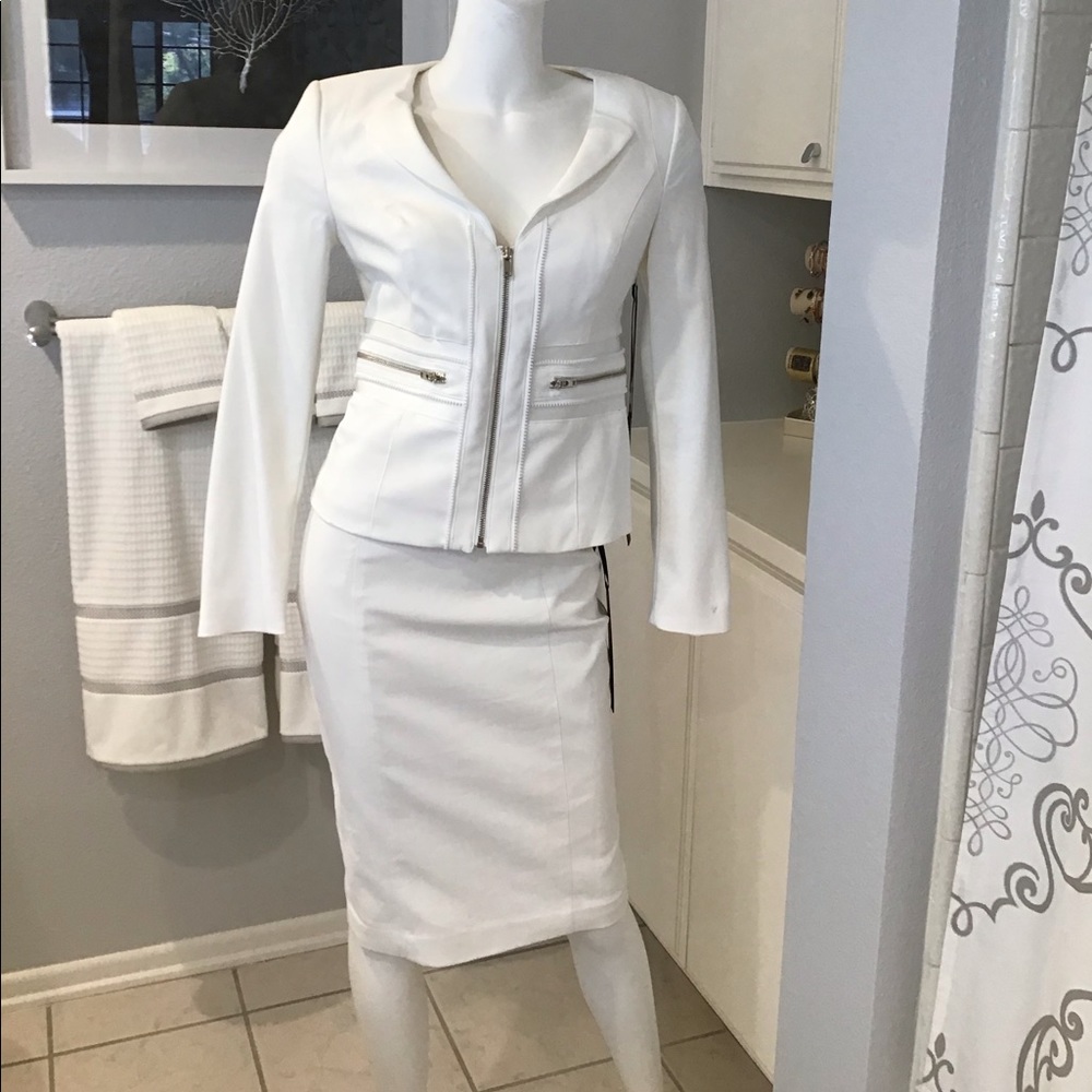 Bebe white suit with zipper detail NWT
